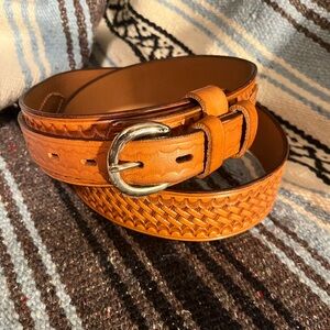 Men’s Bianchi basket weave Ranger belt size 42..NEW
